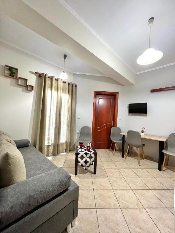 Ecco Apartments III Nafpaktos Luaran gambar